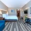 Holiday Inn Express and Suites Grand Rapids Airport- South By IHG