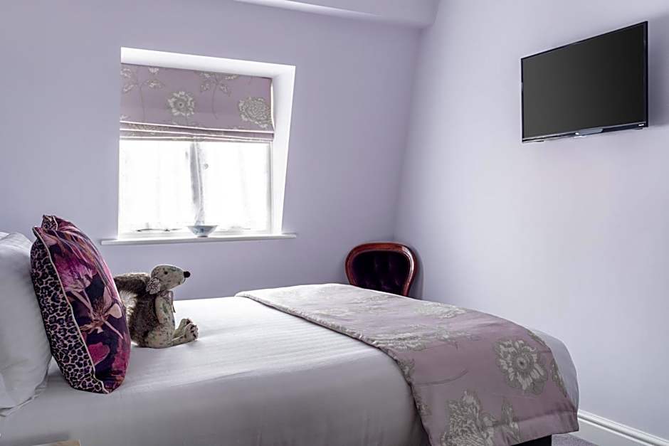 Apartments at Number 16 - The Jolly Coopers