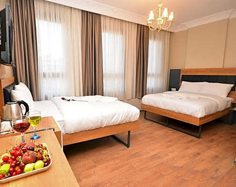 Quadruple Room with Balcony