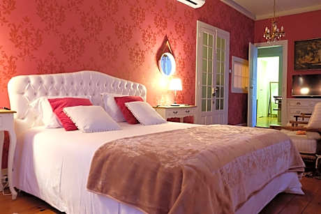 Deluxe Double Room with Shower