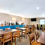 Country Inn & Suites by Radisson, Chippewa Falls, WI