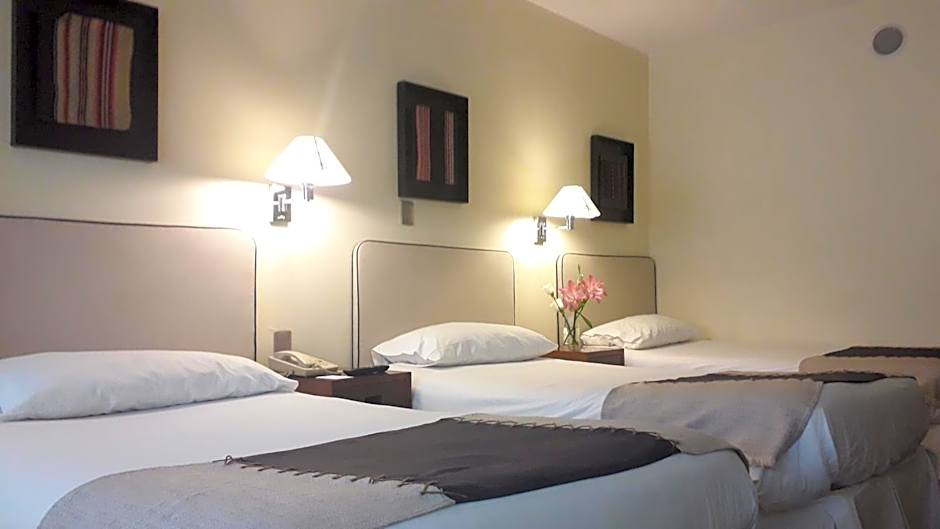 Hotel Almacruz and Convention Center