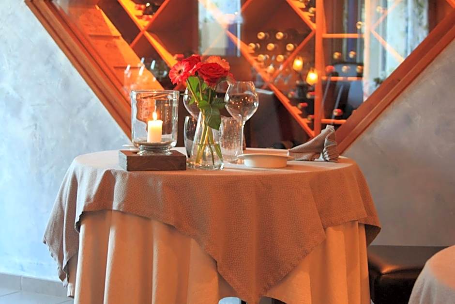 Hôtel L'Hortensia & Appartement & Restaurant