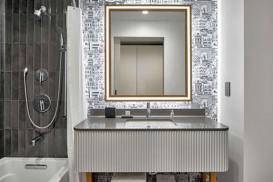 Hotel Celare, Cincinnati Midtown, a Tribute Portfolio Hotel