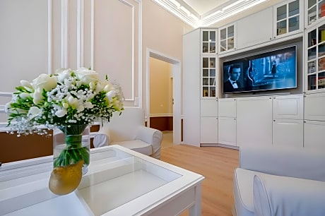 Classic Suite - Beige