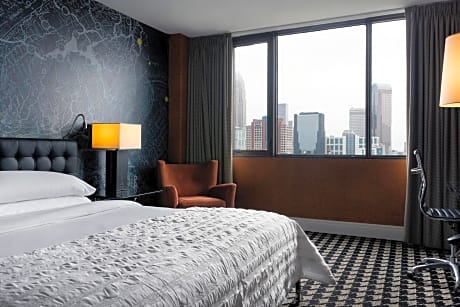 Classic Room, 1 King Bed, Non Smoking, City View