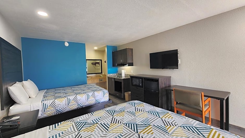 Scottish Inn & Suites