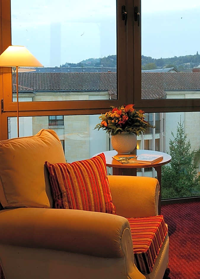 Clos La Boetie & Spa