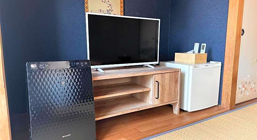 TRAVEL&BOOK HOTEL HULATONCABIN TAKAMATSU