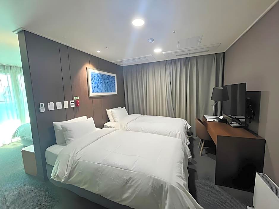 Jinju Raon Stay In Perla