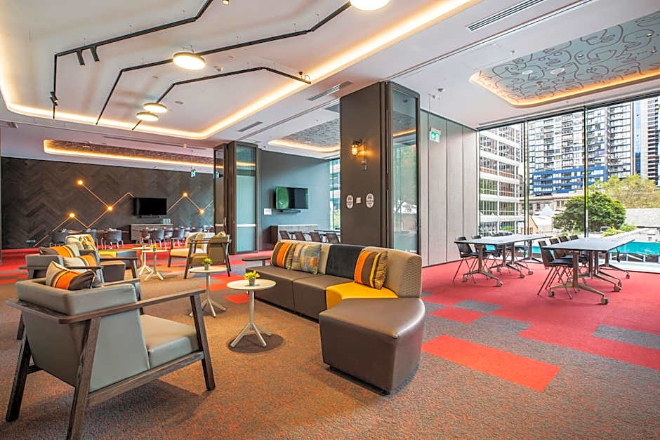 Holiday Inn Express Melbourne Little Collins By IHG