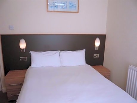 Double Room on-suite with Sea View