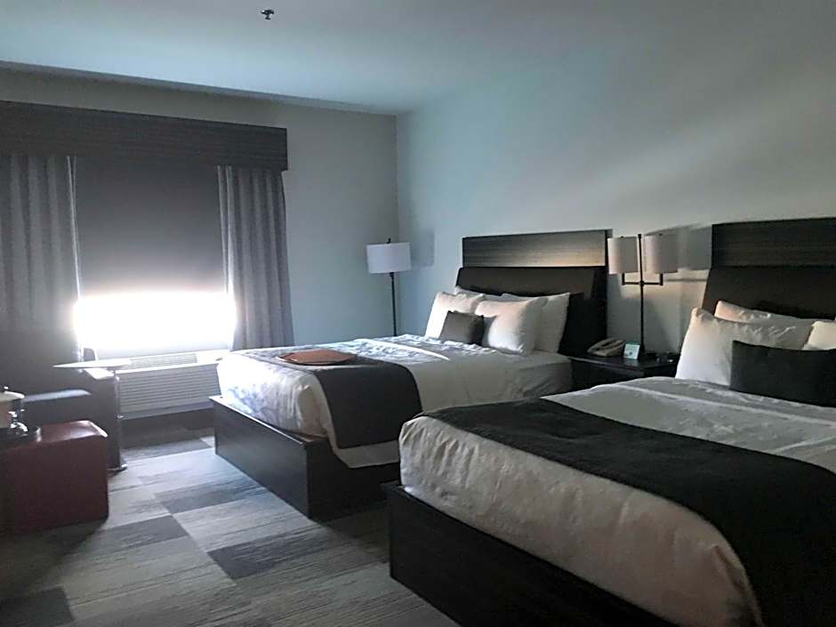 Best Western Plus Airport Inn & Suites