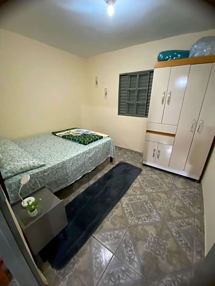 Recanto da Alegria - Casa em Cunha com Jacuzzi,Piscina,Rede,Churrasqueira,Lareira,Deck, Banco de coração