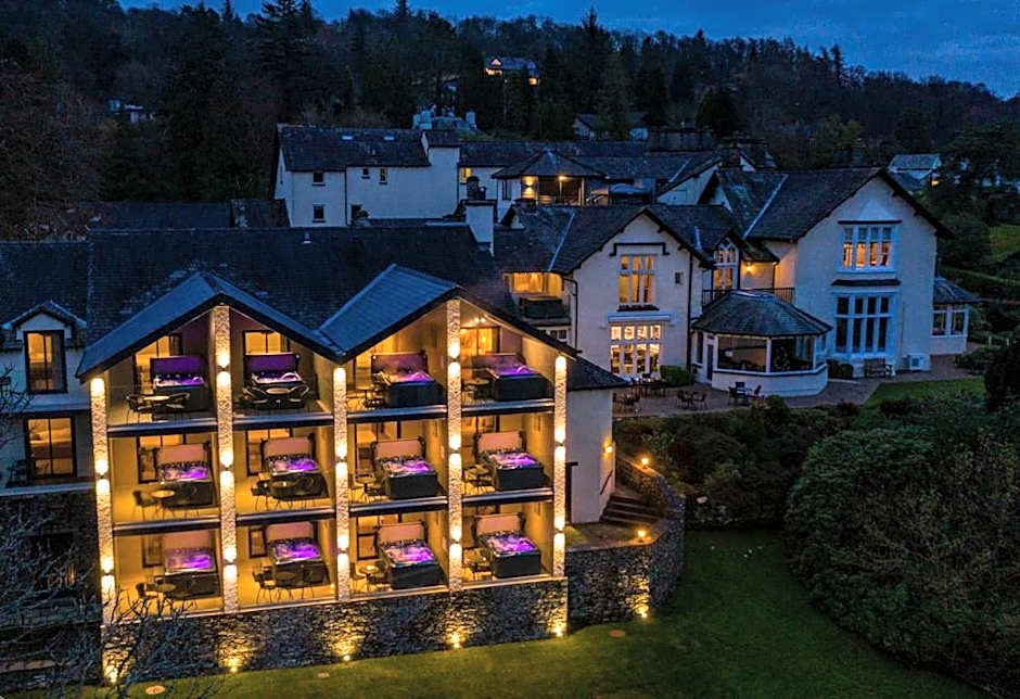 Lakes Hotel & Spa
