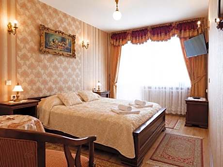 Superior Double Room with Balcony