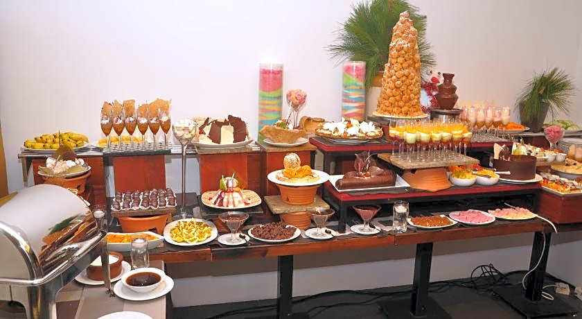 Earl's Regent Hotel Kandy