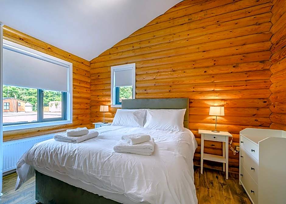 Gadgirth Estate Lodges