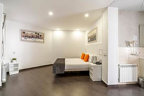 Superior Double Room with Hot Tub