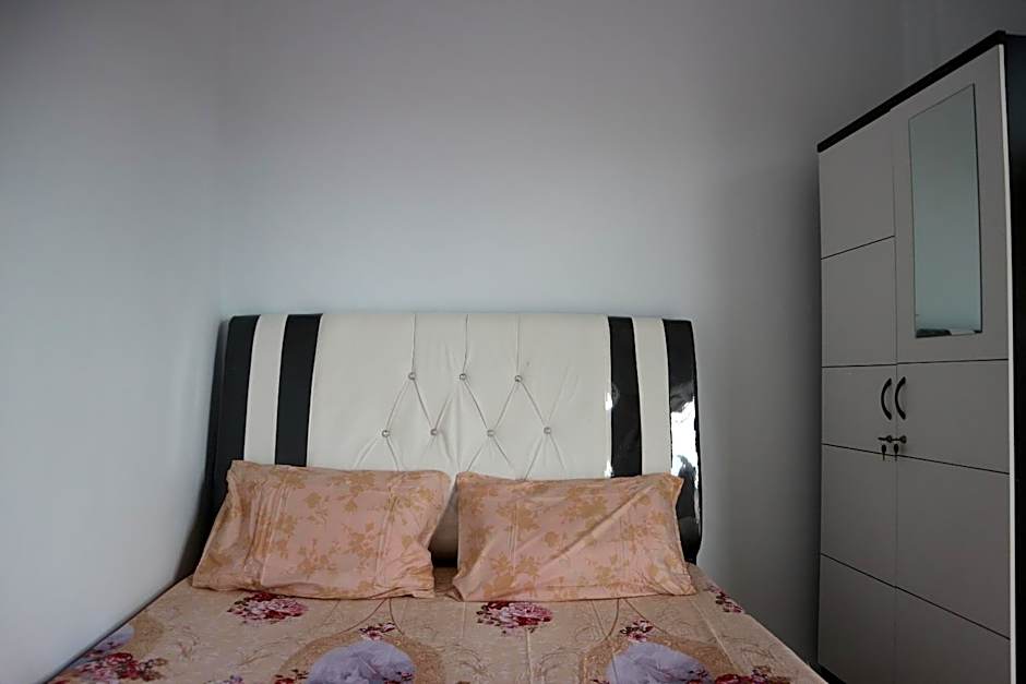 OYO Life 2670 Aline Kost