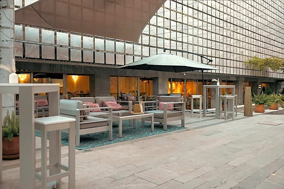 Hospes Palacio De Los Patos, a Member of Design Hotels