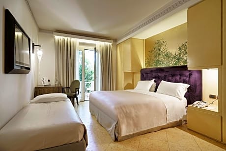 Classic Triple Room with Terrace