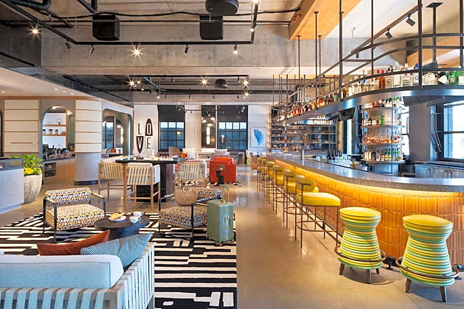 Moxy St. Petersburg Downtown