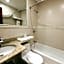 Asiatic Hotel Laguardia East
