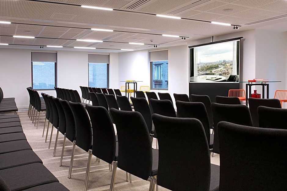 Courtyard by Marriott Paris Gare De Lyon