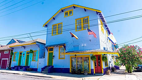 Historic Mardi Gras Inn