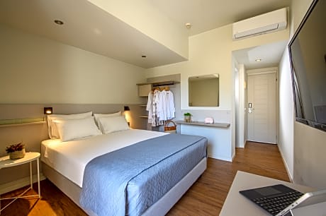 Double/Twin Room Standard