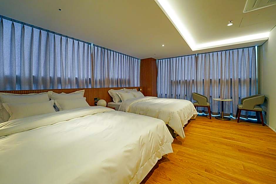 Hotel Ground27