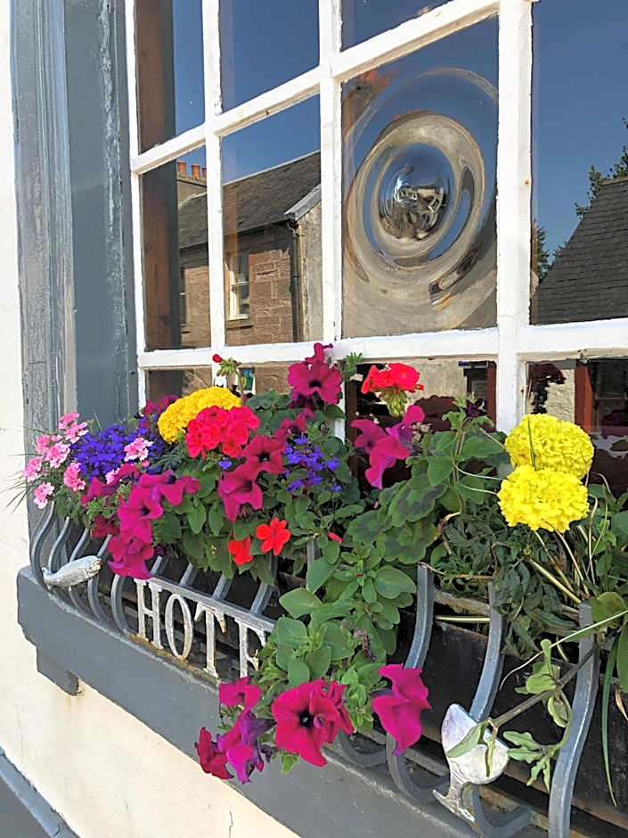 The Inverkip Restaurant, Bar & Hotel