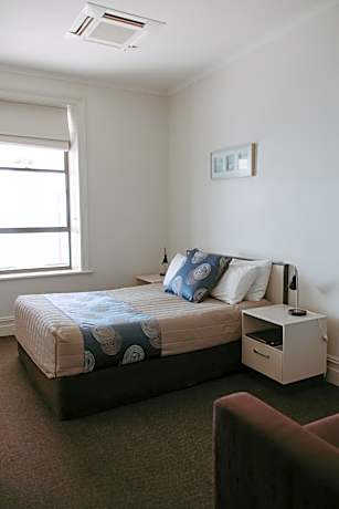 Sorrento's Double Room