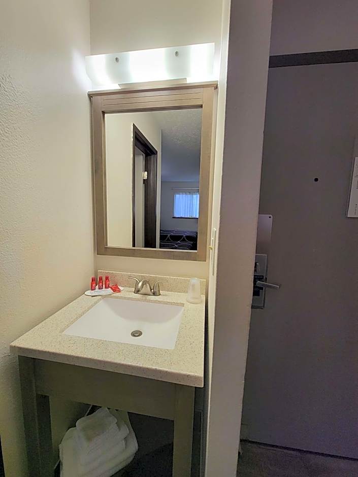 SureStay Plus Hotel by Best Western Grand Island