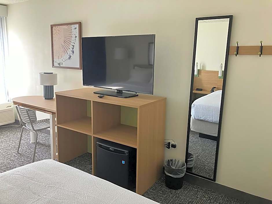 Spark by Hilton Clarks Summit