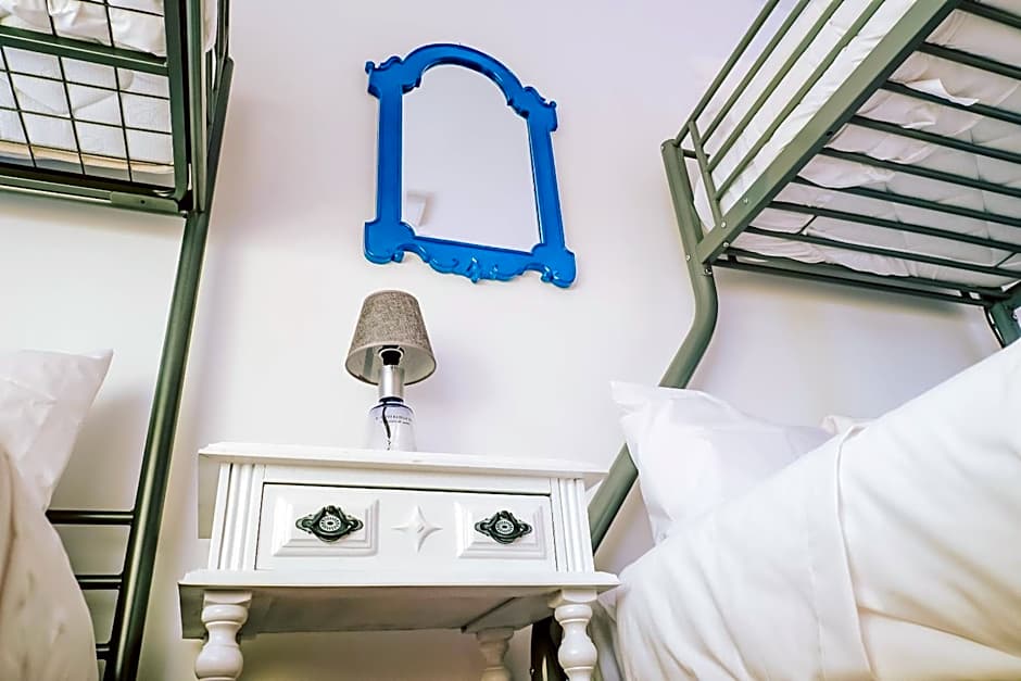 Help Yourself Hostels - Restelo