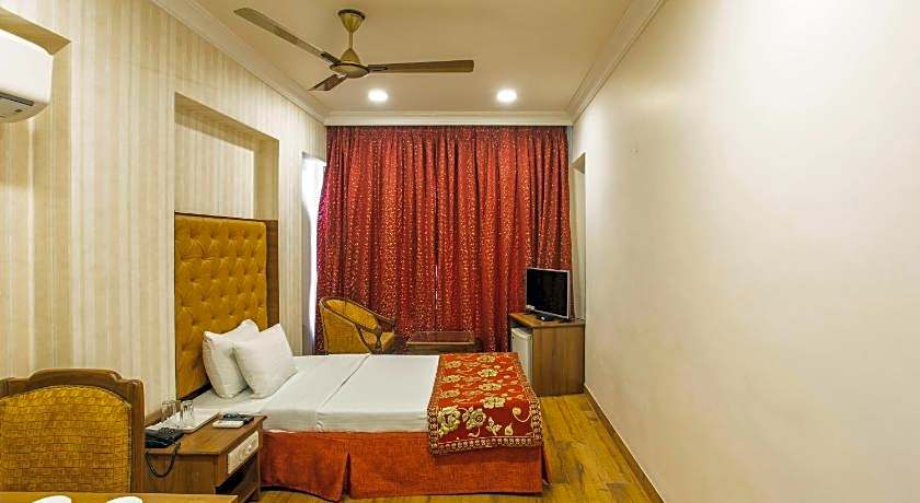 Hotel The Grand Regency