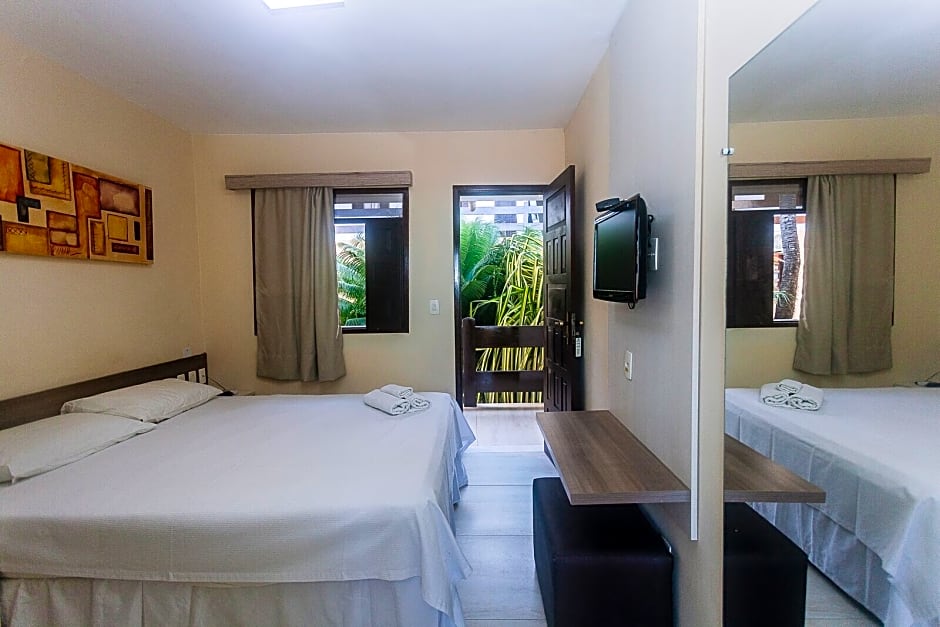 Photo 1 of 48 of Hotel Alimar