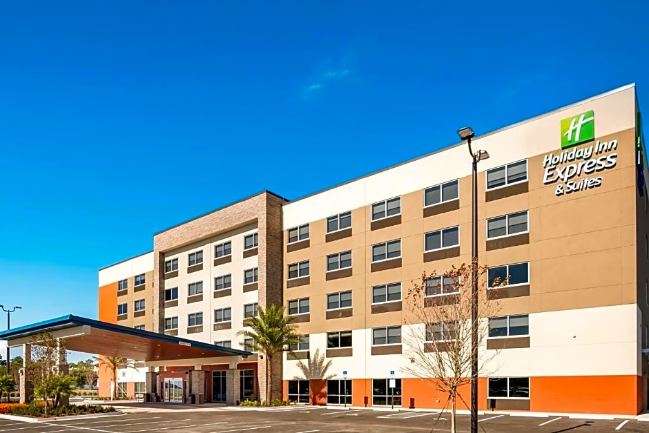Holiday Inn Express & Suites Jacksonville - Town Center By IHG