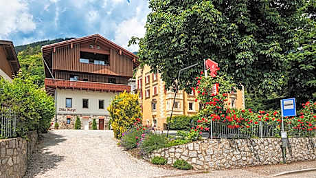 Hotel Villa Mayr Rooms & Suites