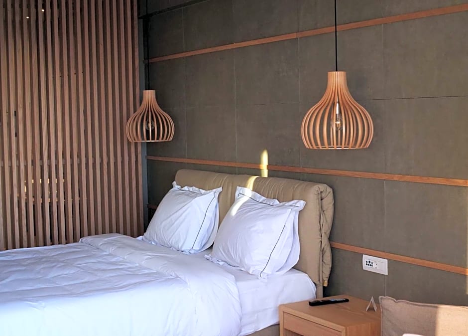 Ikones Seafront Luxury Suites