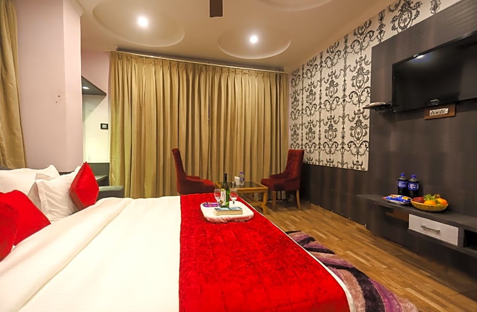 Hotel Holiday Hill