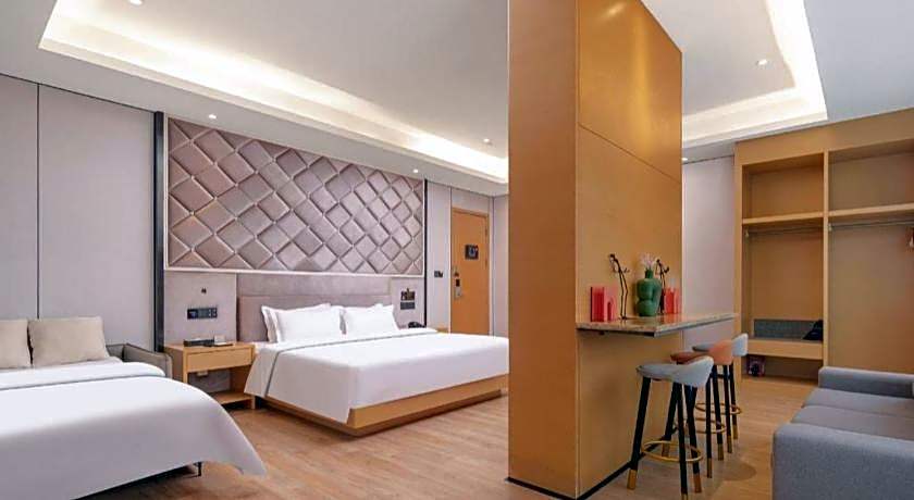 Lavande Hotel Wuhan Huanghelou Branch