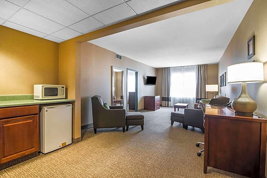 Quality Inn & Suites