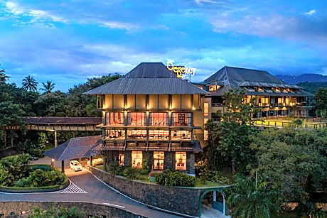 Earl's Regency Hotel