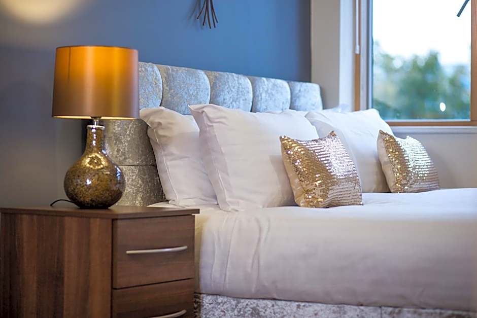 Mica Point City Centre Apartment