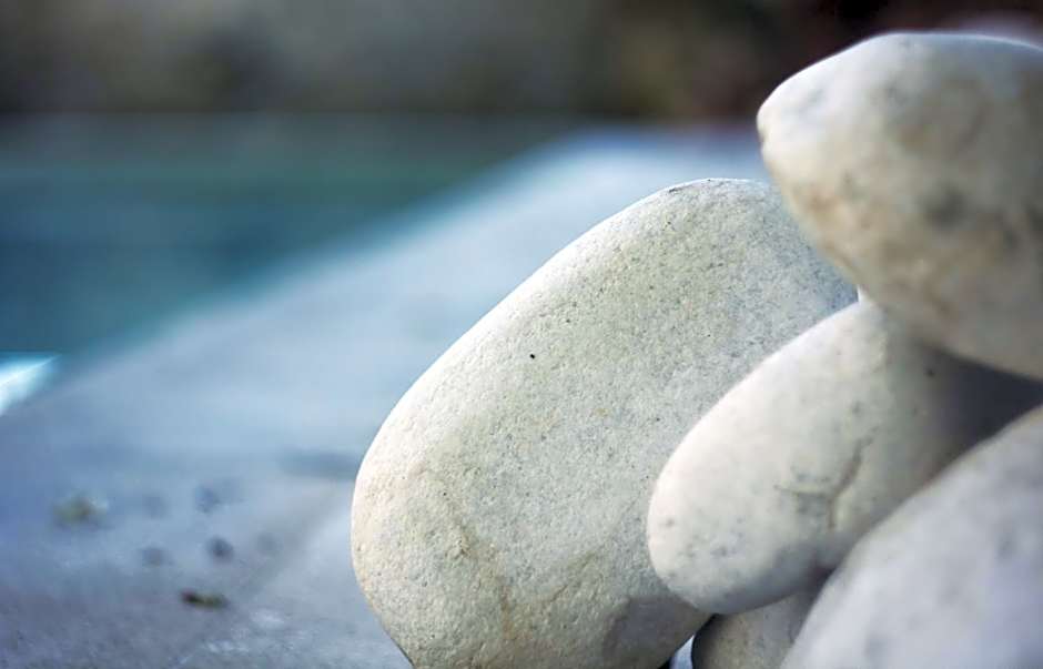 PLEIADES lUXURY APARTMENTS