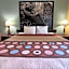 Super 8 by Wyndham Staunton