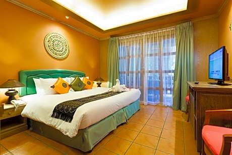 Double or Twin Room with Pool View